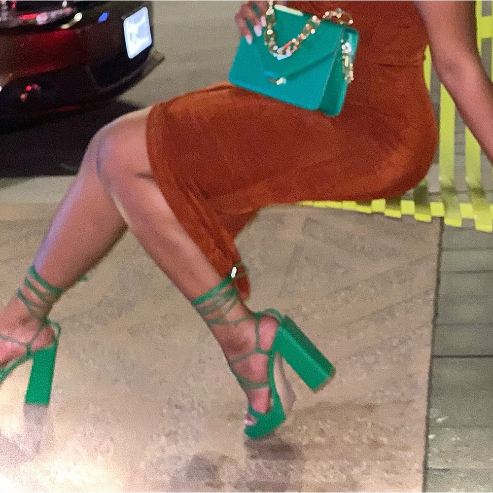 Green lace up chunky heel
